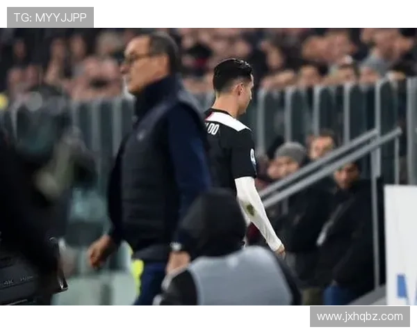 成都足球队状态引发热议球迷对球队表现分歧明显